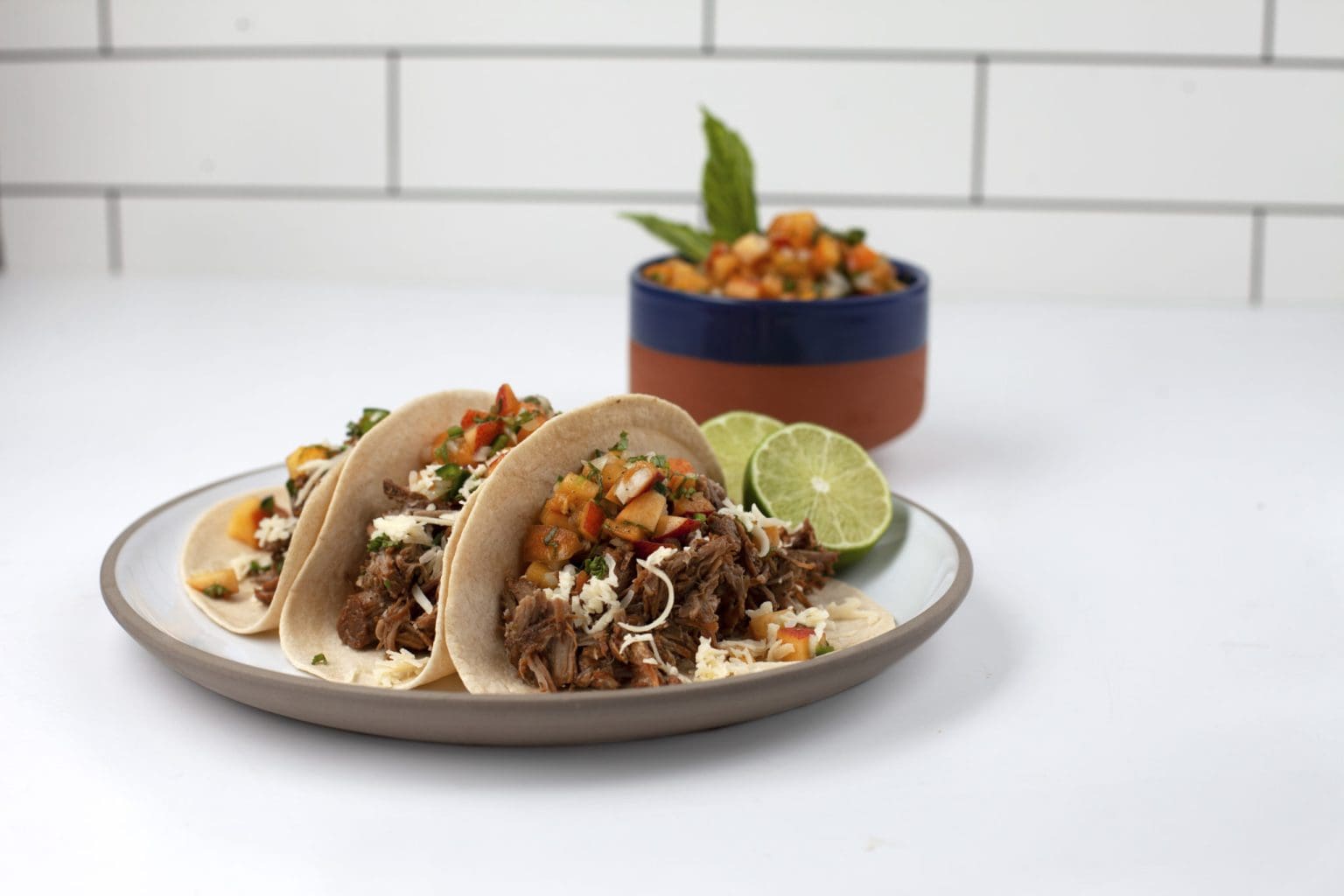 Peachy Pulled Pork Tacos Gusto TV