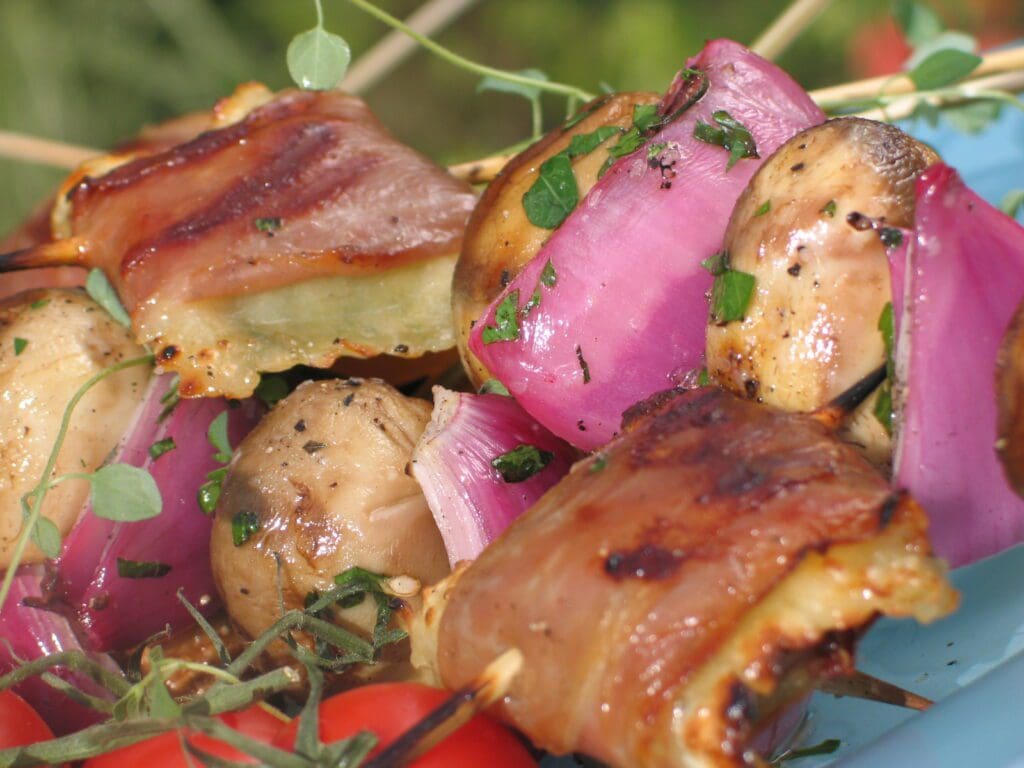 Scallop and Grilled Shrimp Ravioli Kabobs - Gusto TV