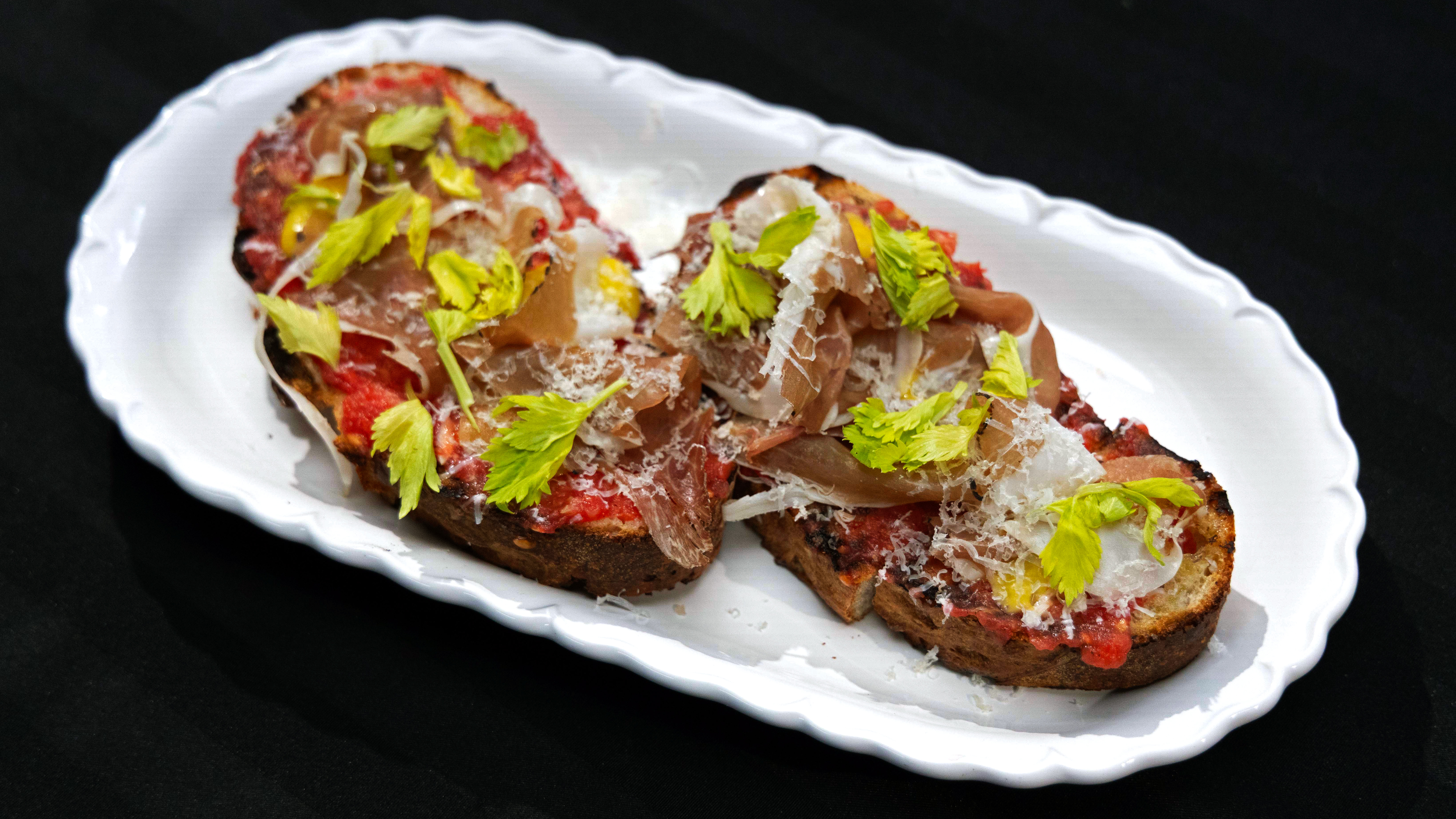 Pan con Tomate