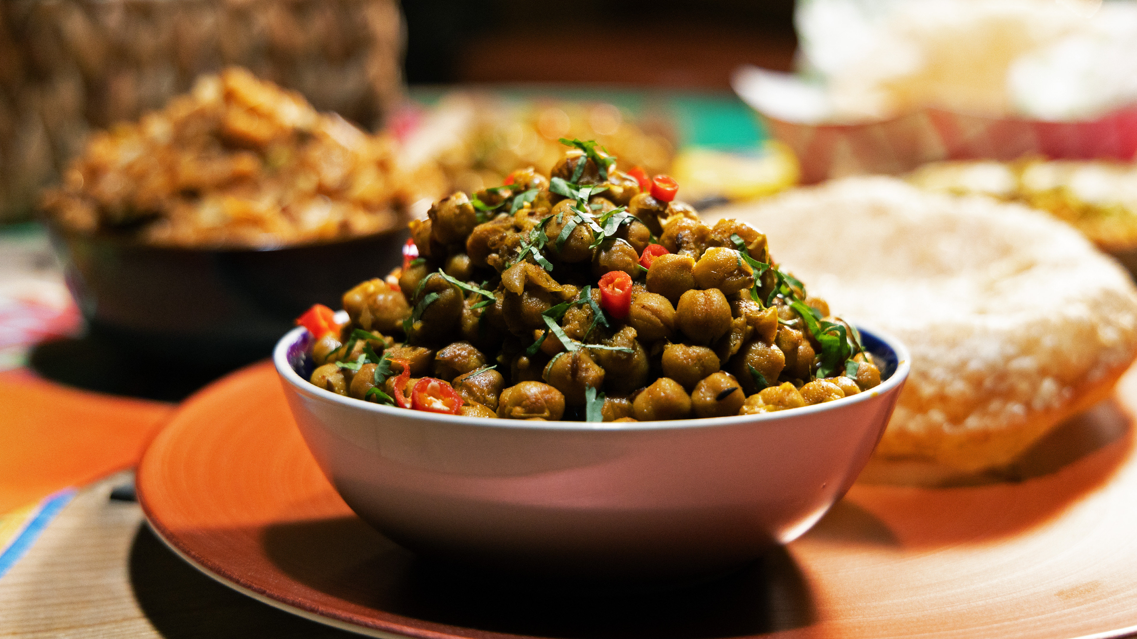 Halwa Puri – Pakistani Breakfast (Pakistan)