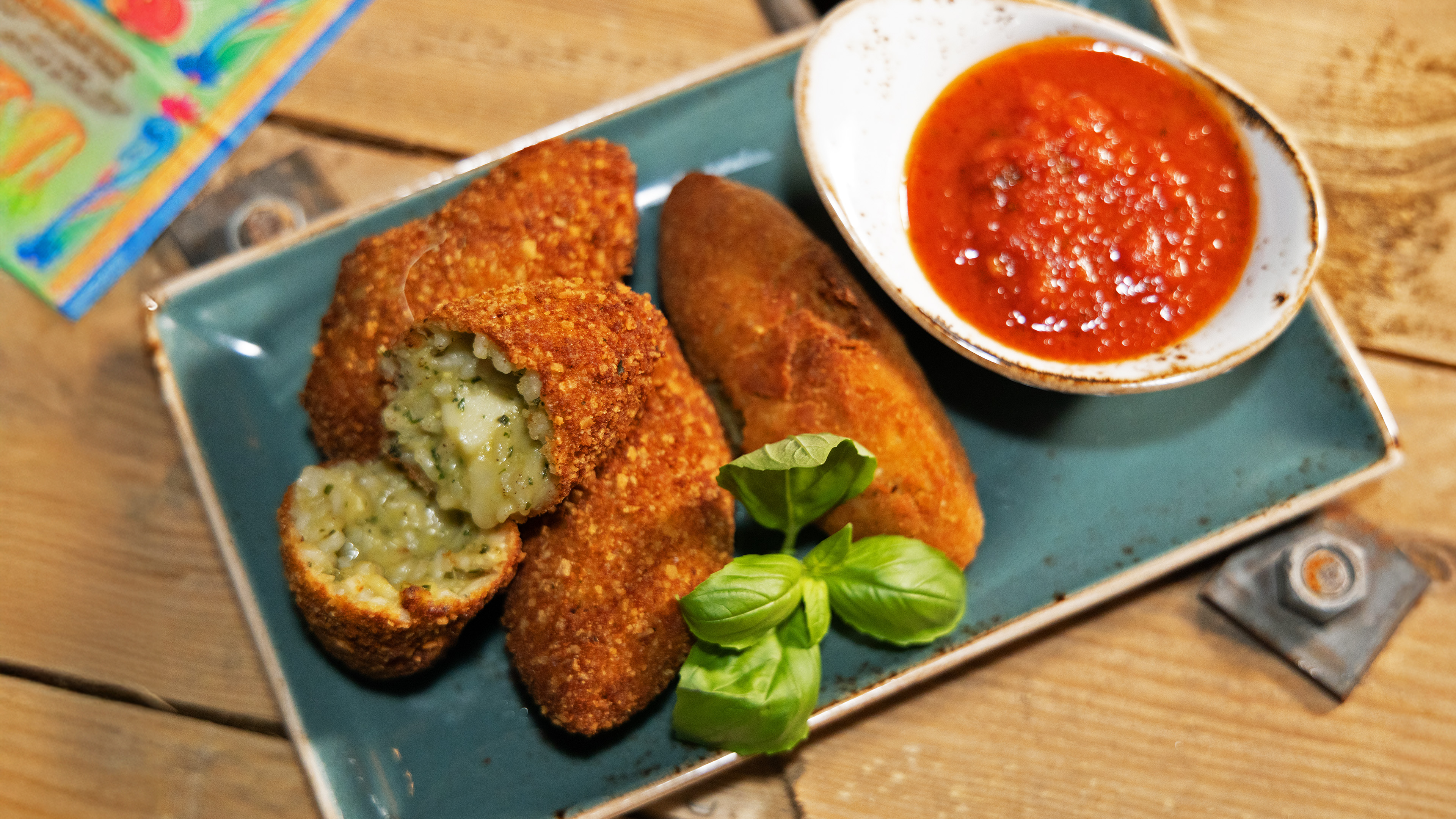 Suppli al Pesto – Pesto Rice Balls (Italy)