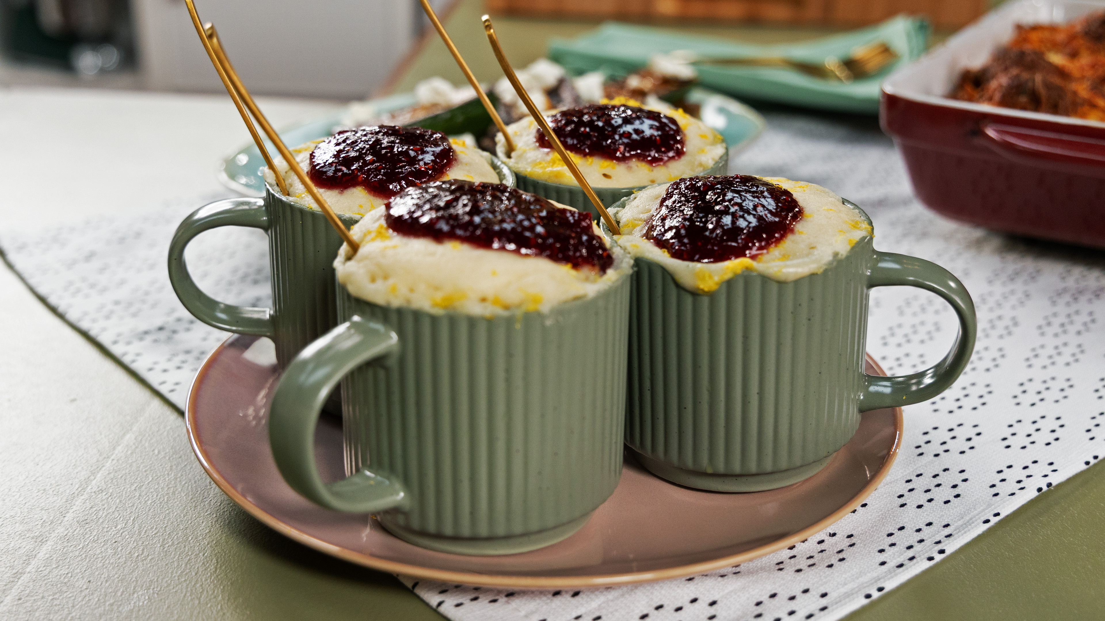 Microwave Lemon Mug Cakes