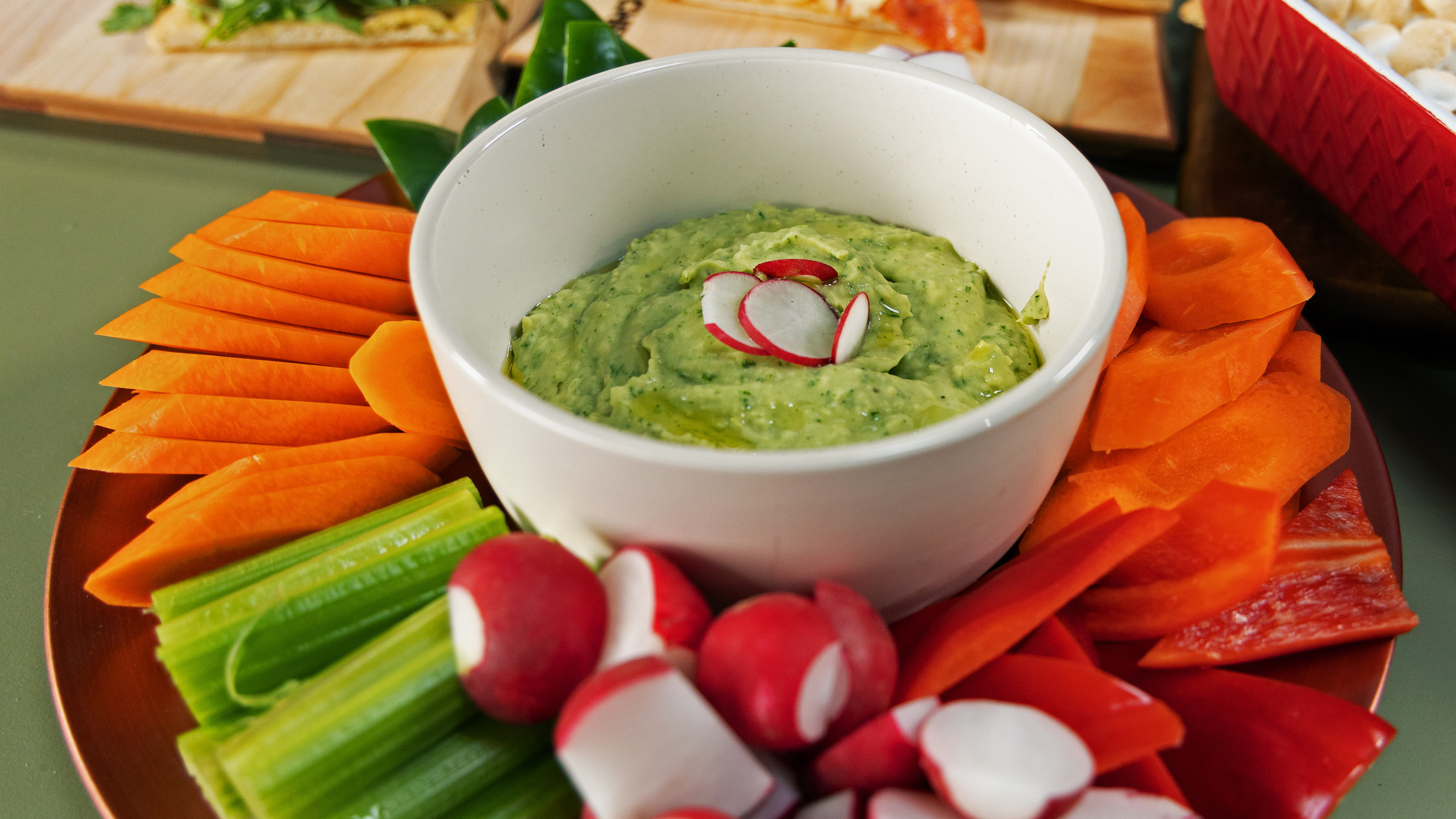 Arugula White Bean Dip with Veggies