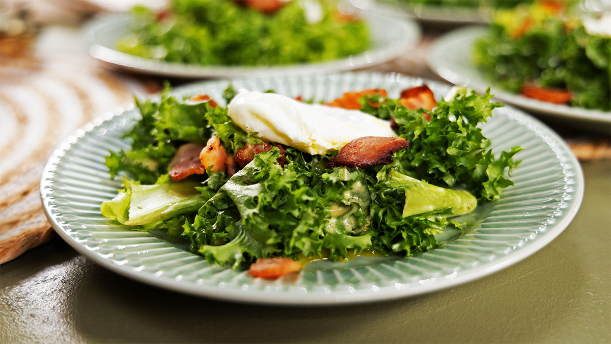 Lyonnaise Salad with Bacon and Poached Eggs Recipe
