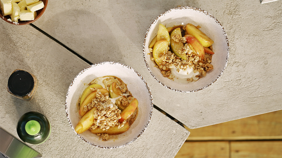Bourbon Butter Apple Crumble Recipe