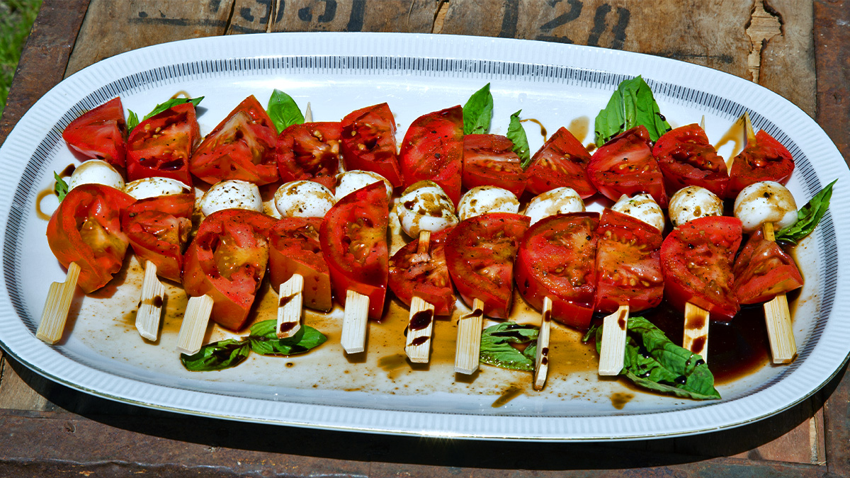 Vibrant Tomato Salad Skewers Recipe