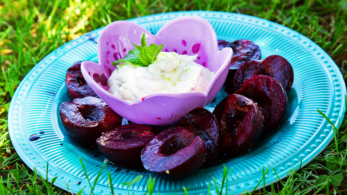 Sensational Grilled Plums with Lime Mascarpone Recipe