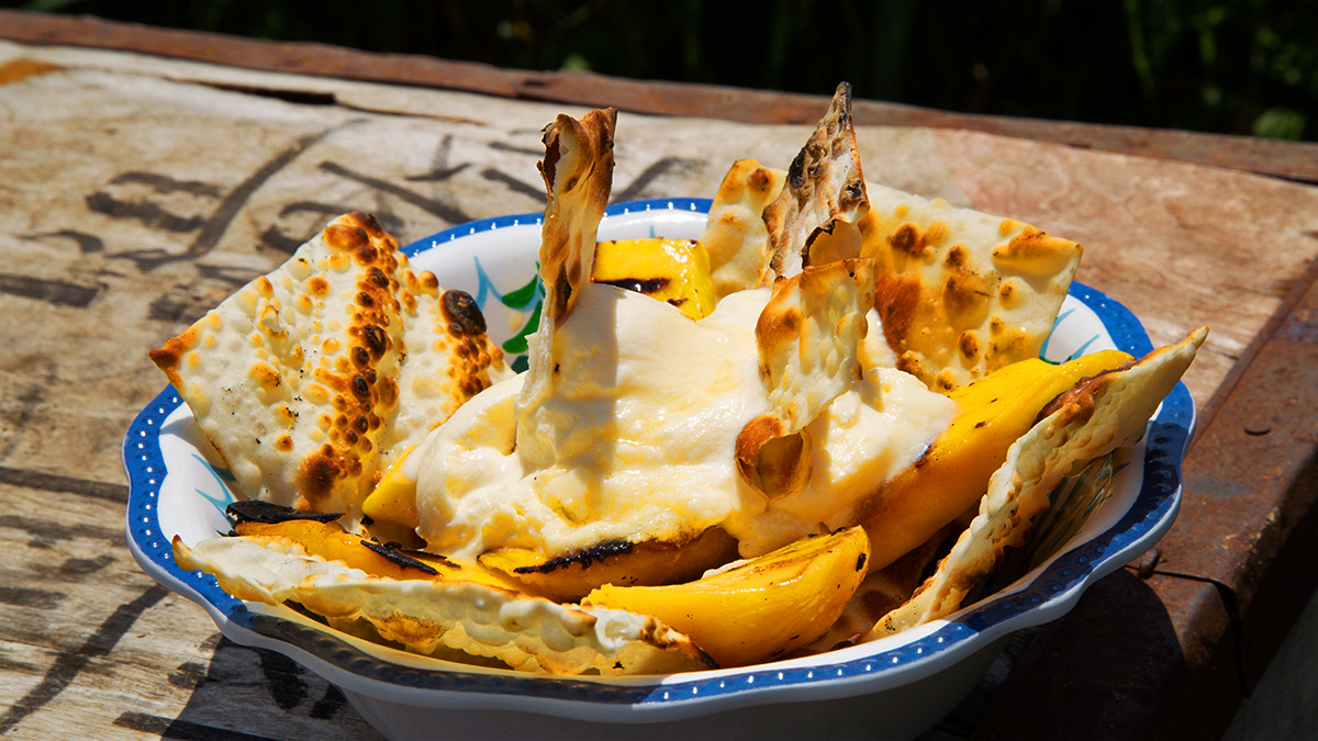 Irresistible Grilled Mango and Sugar Wontons Recipe