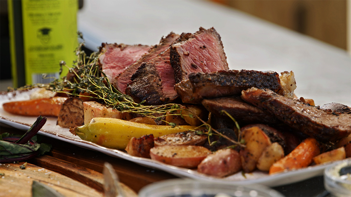 Spectacular Tomahawk Steak and Root Vegetables Recipe