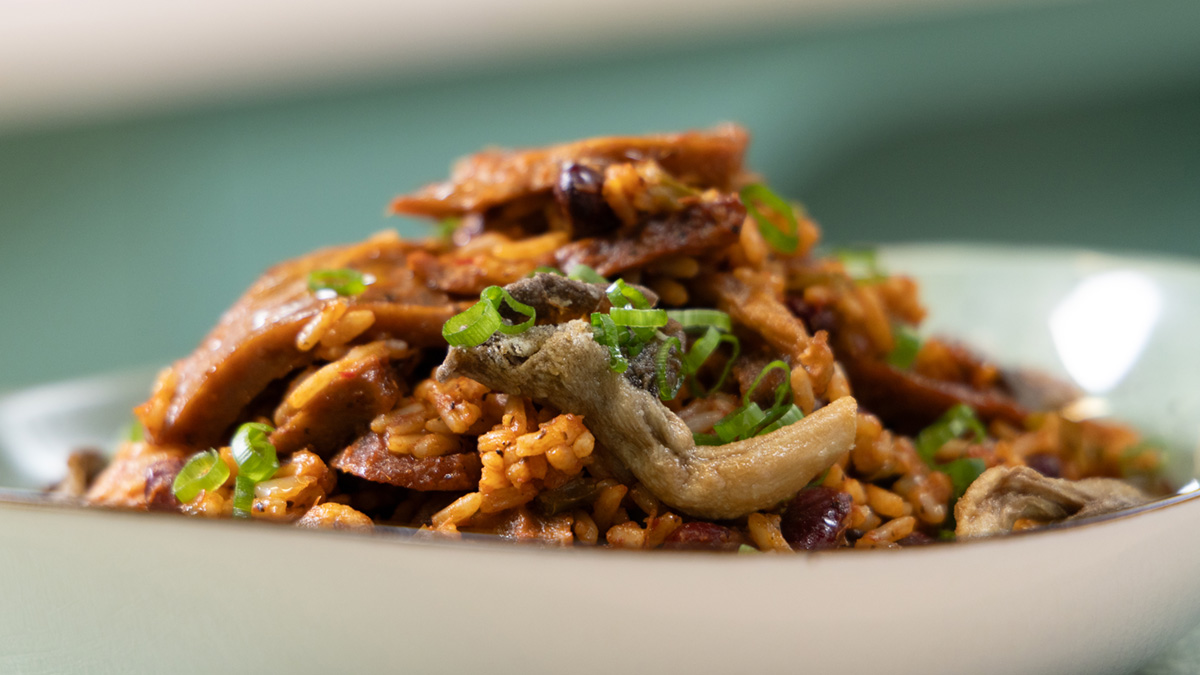 Sensational Creole-Style Jambalaya with Mushrooms, Red Beans, and Seitan Andouille Sausage Recipe