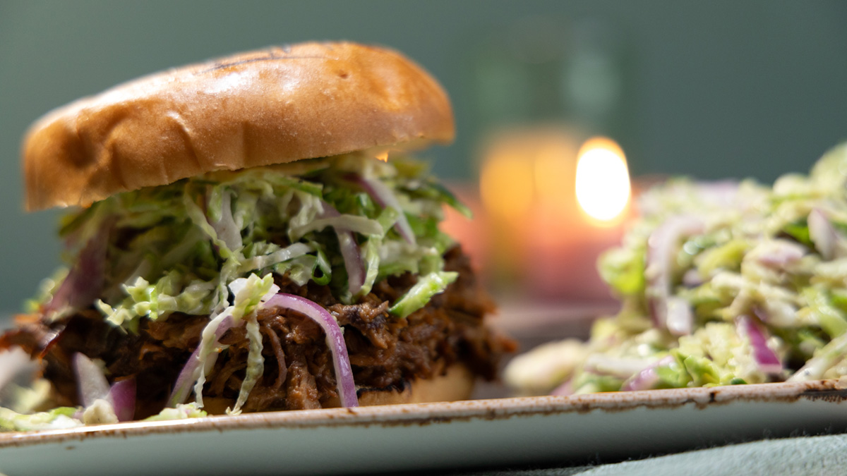 Irresistible Jackfruit Pulled Pork Sandwich with Vegan Coleslaw Recipe