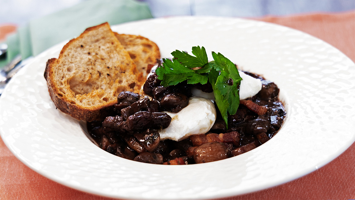 Irresistible Œufs en Meurette Recipe