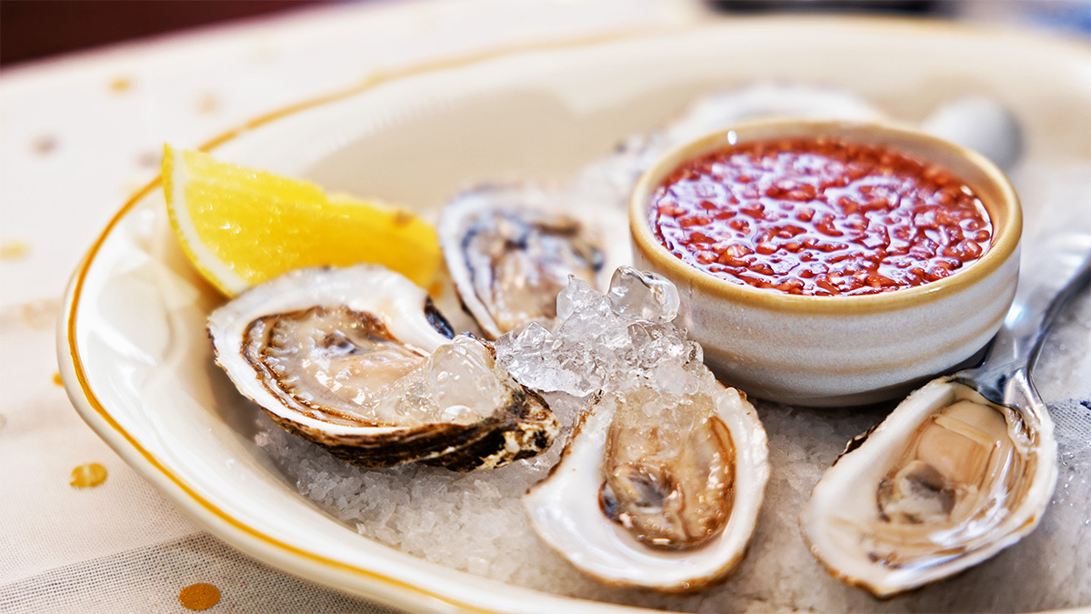 Exquisite Huitres avec Mignonette and Granite de Champagne Recipe
